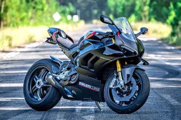Μεταφορέας Μοτοσικλέτα Ducati Panigale σε Oslo Νορβηγία